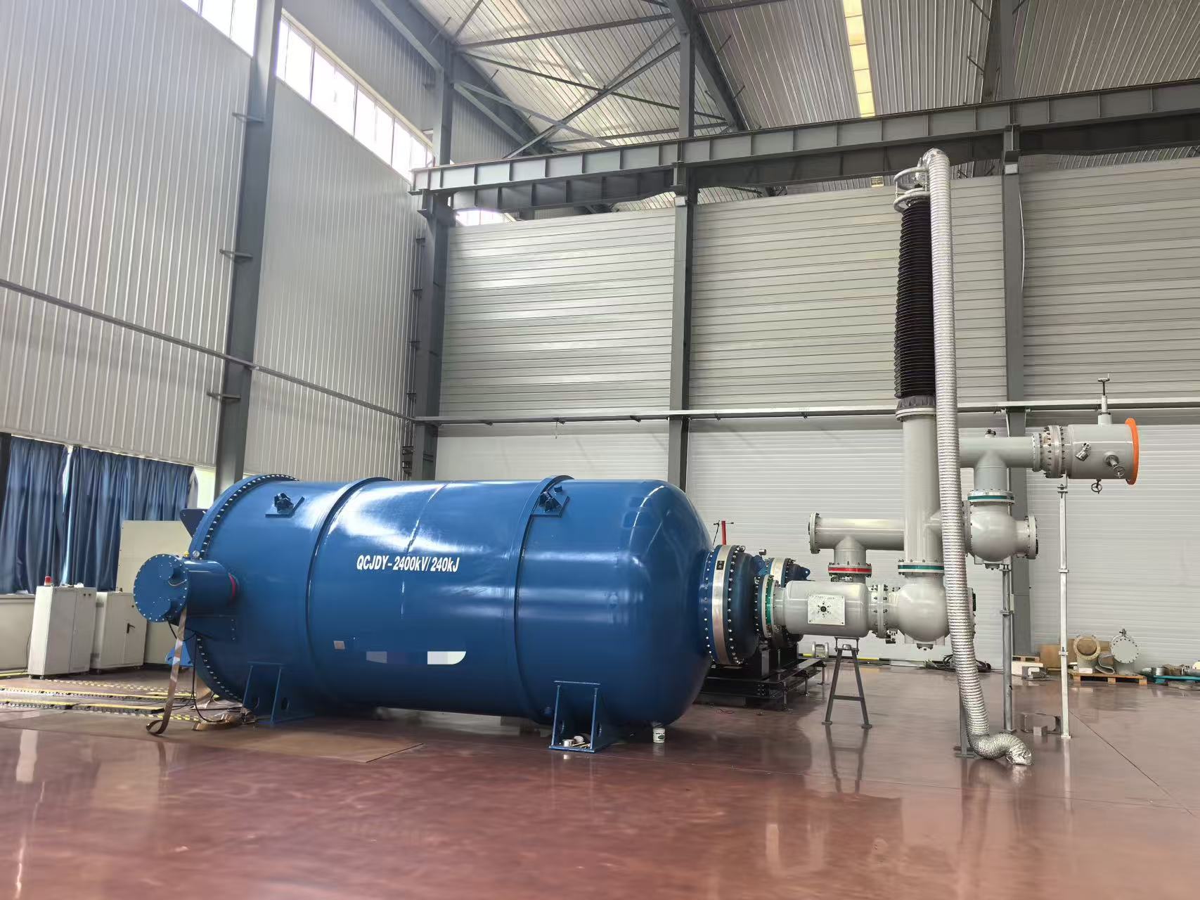 QCJDY-2400kV/240kJ power-frequency withstand voltage and lightning impulse testing equipment