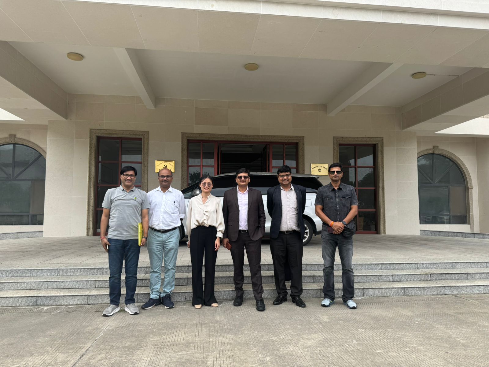 Customer group visit at JDEC